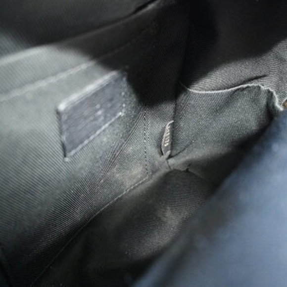 Louis Vuitton Monogram Palm Springs Backpack - Picture 6 of 10